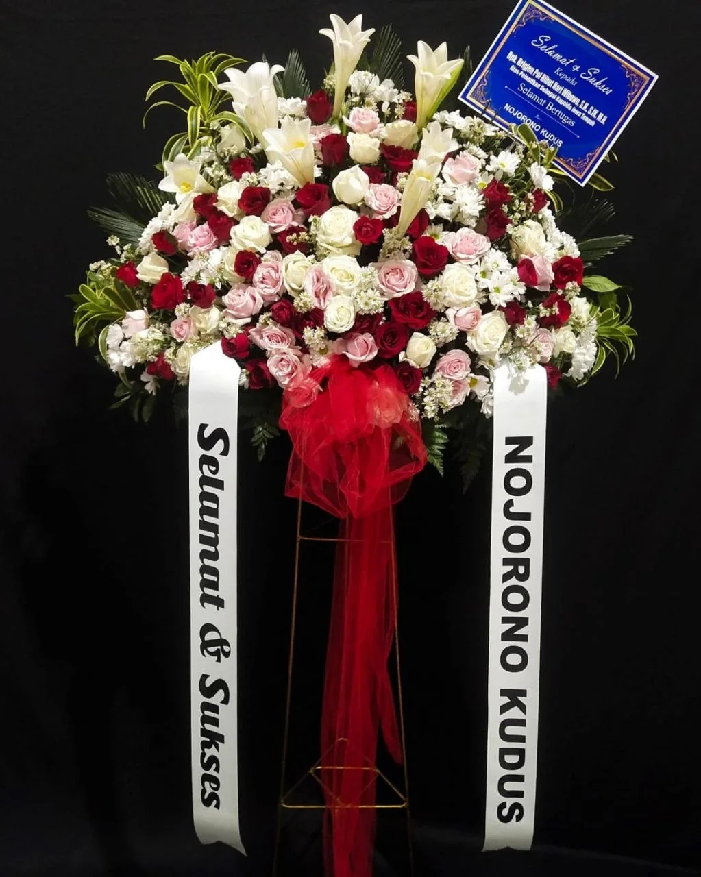Standing flower premium mawar merah putih