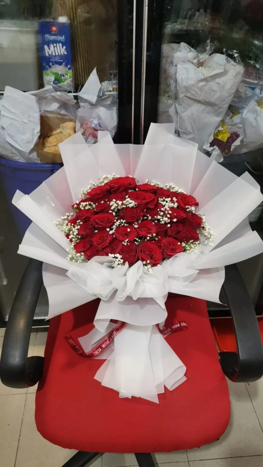 Bouquet mawar merah untuk ulang tahun dan anniversary
